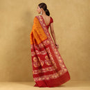 खादी प्रिंटेड साड़ी (पूरी साड़ी पर) बाटिक फैंसी डिज़ाइन