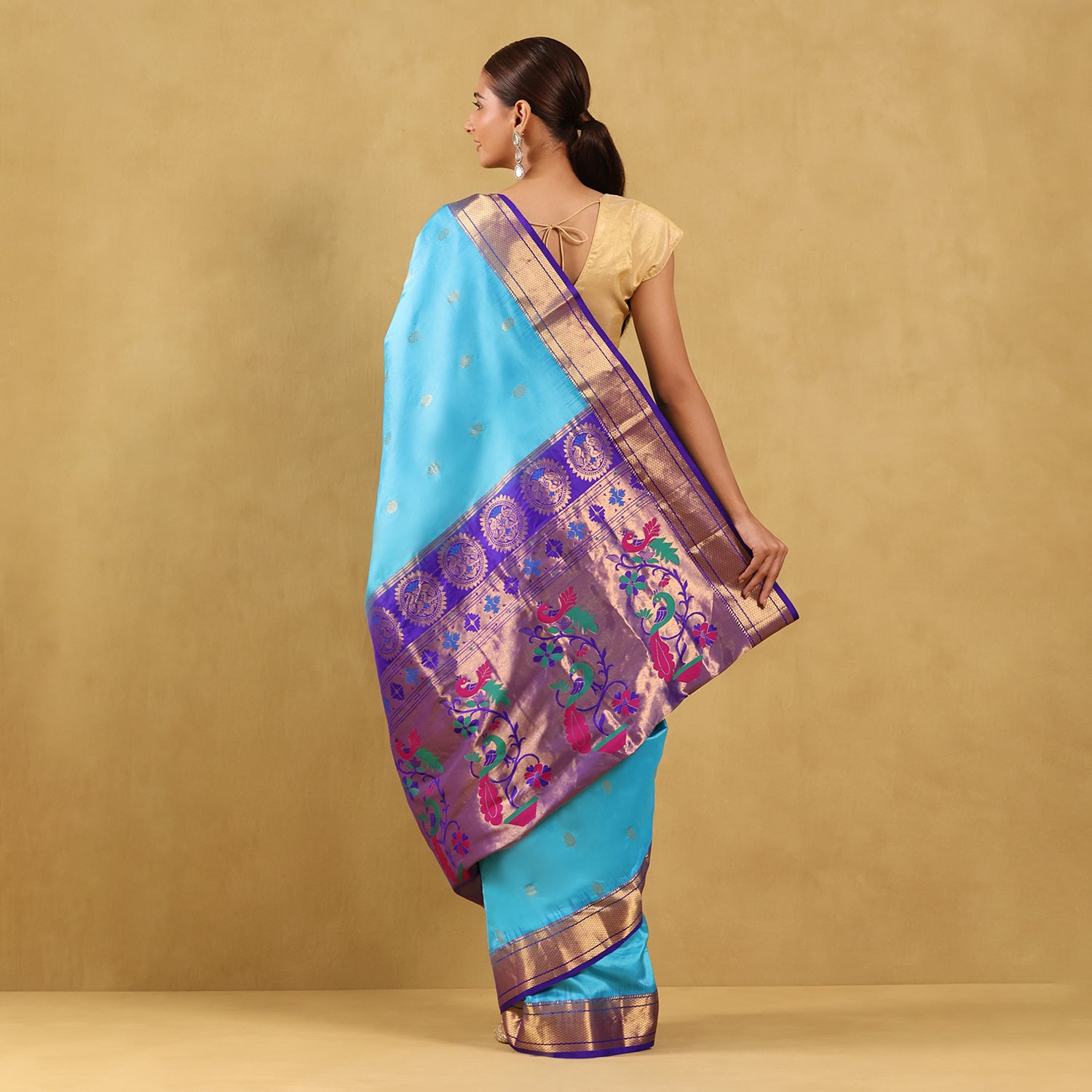 खादी कांचीपुरम साड़ी