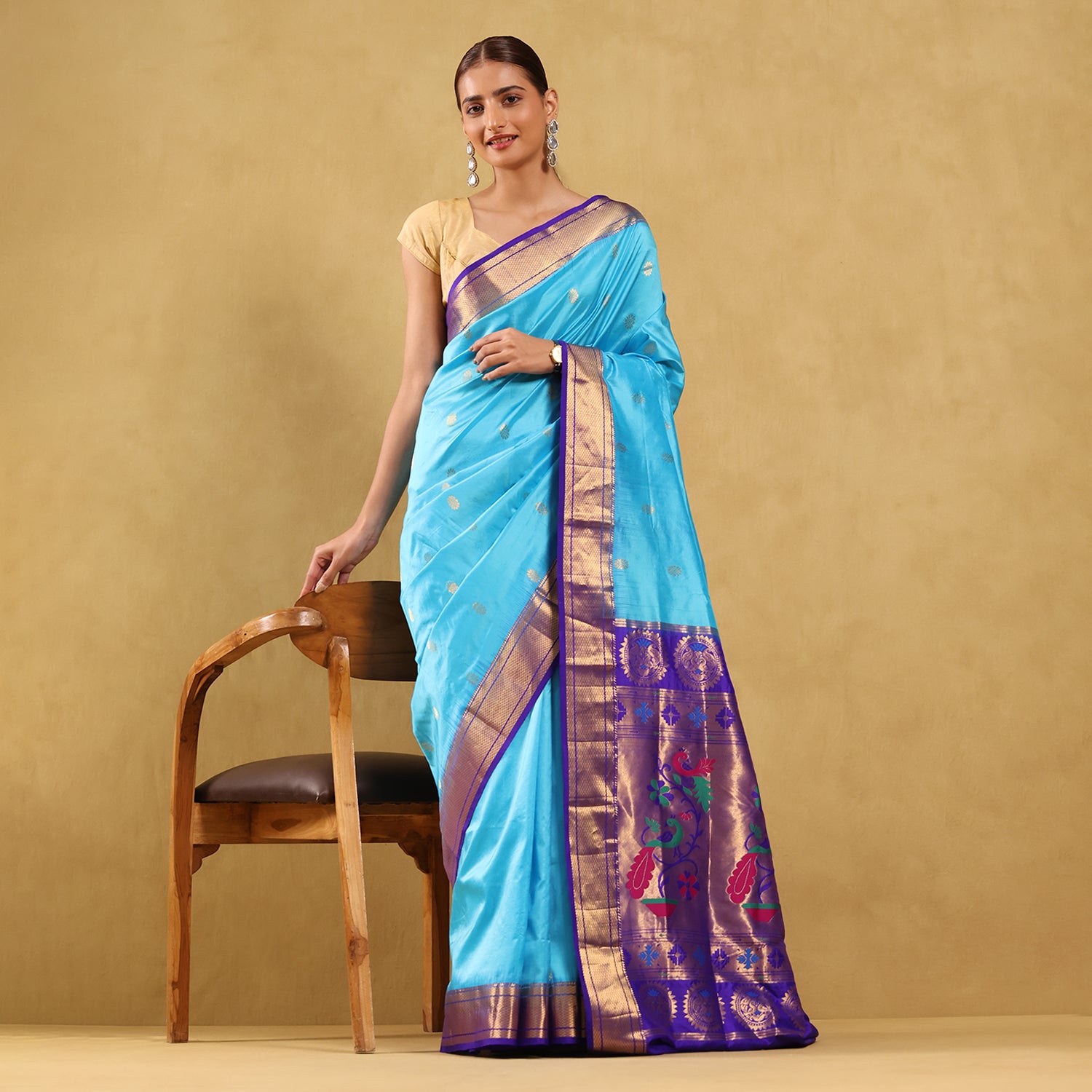 खादी कांचीपुरम साड़ी