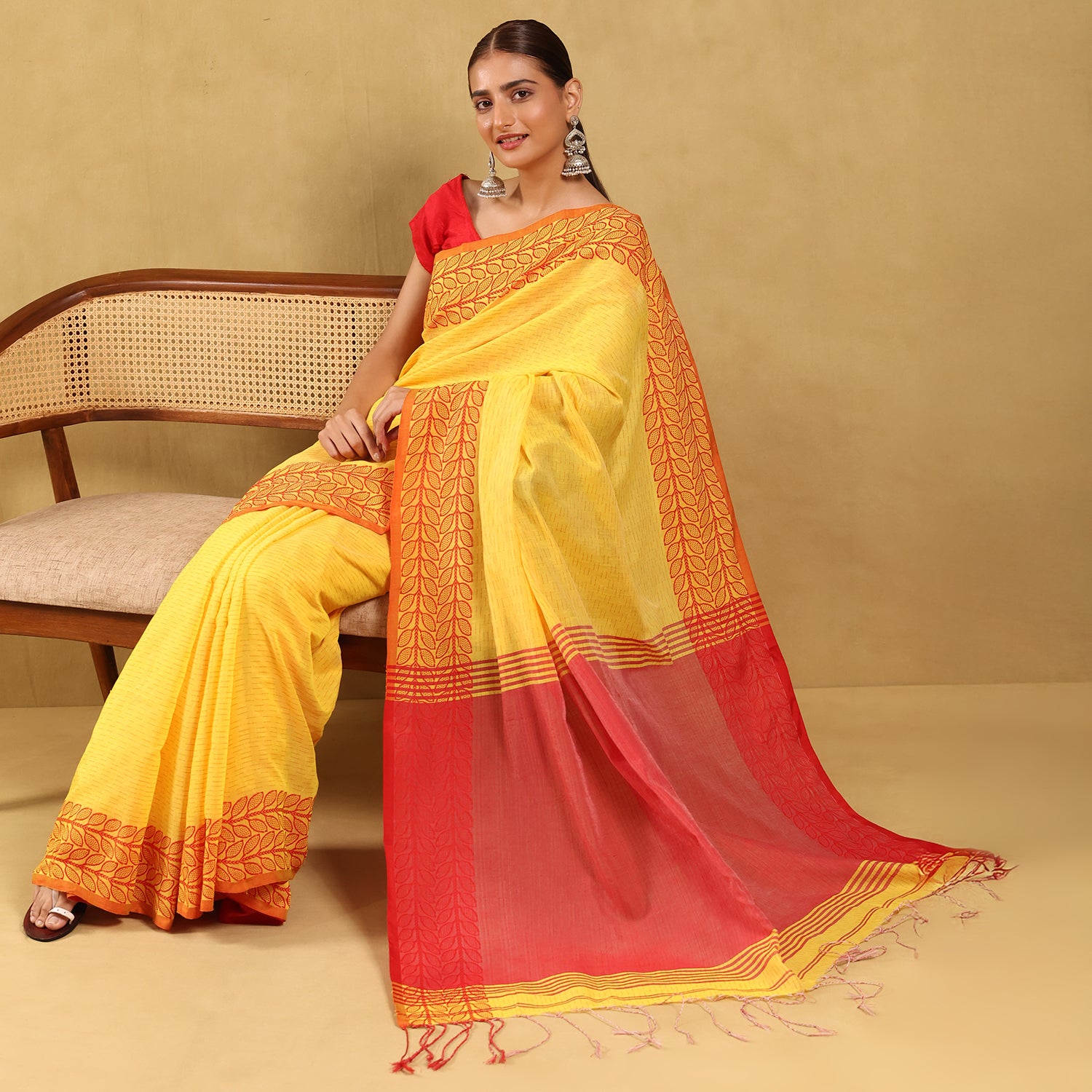 Khadi Fine Muslin Saree Weaving Design