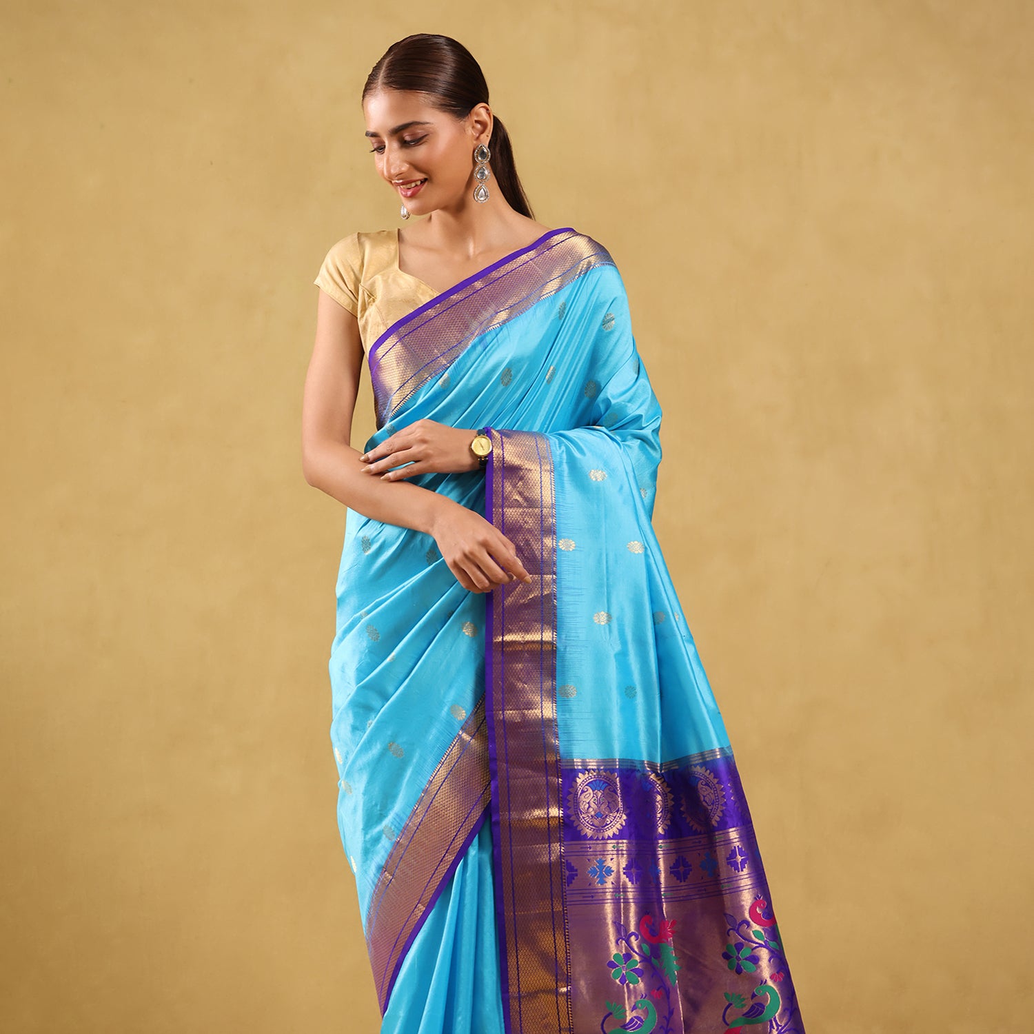 खादी कांचीपुरम साड़ी